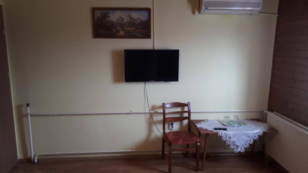 Napsugar Panzio Hotel Vac Luaran gambar