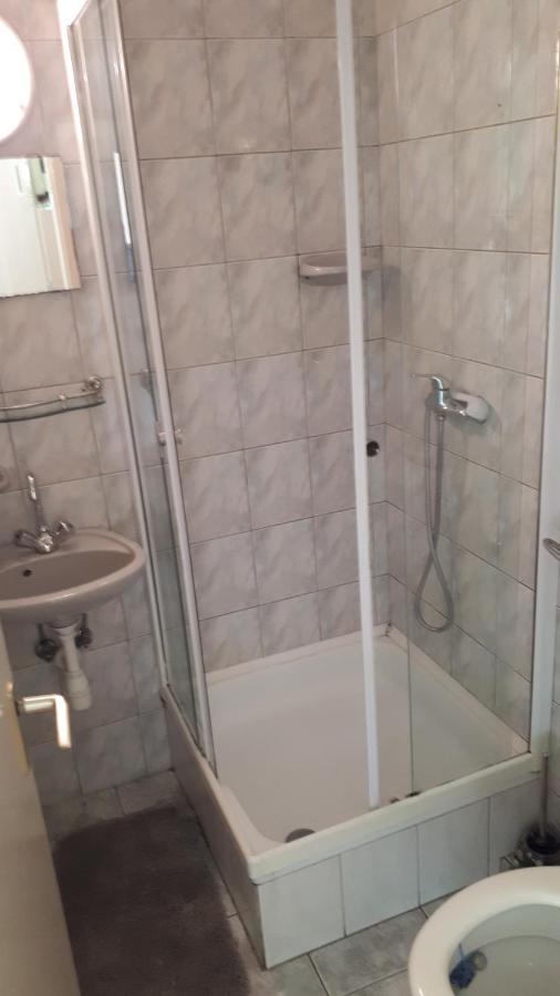 Napsugar Panzio Hotel Vac Luaran gambar