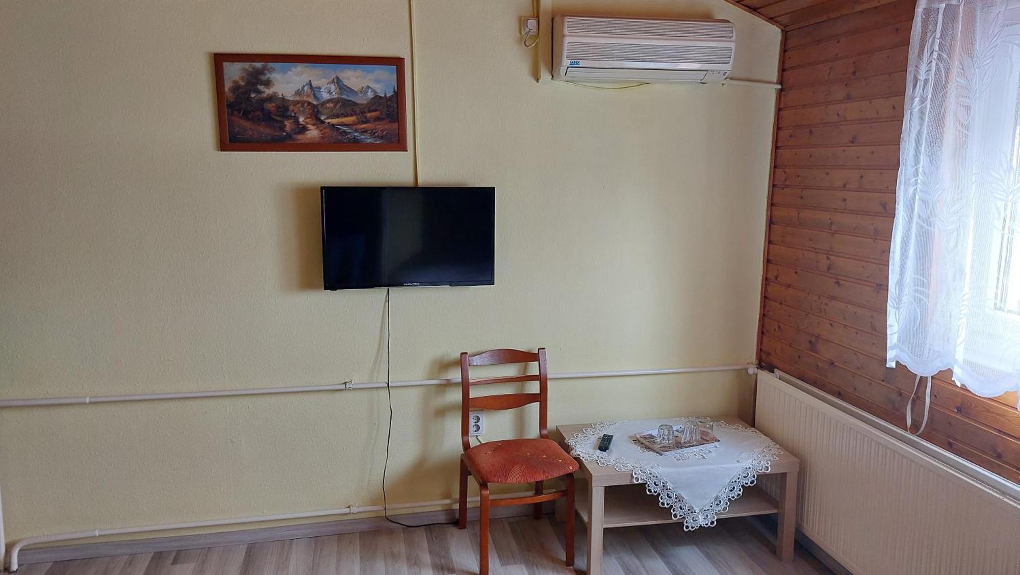 Napsugar Panzio Hotel Vac Luaran gambar